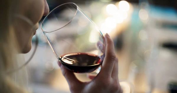 The Benefits of Heated Glass in Wine Fridges