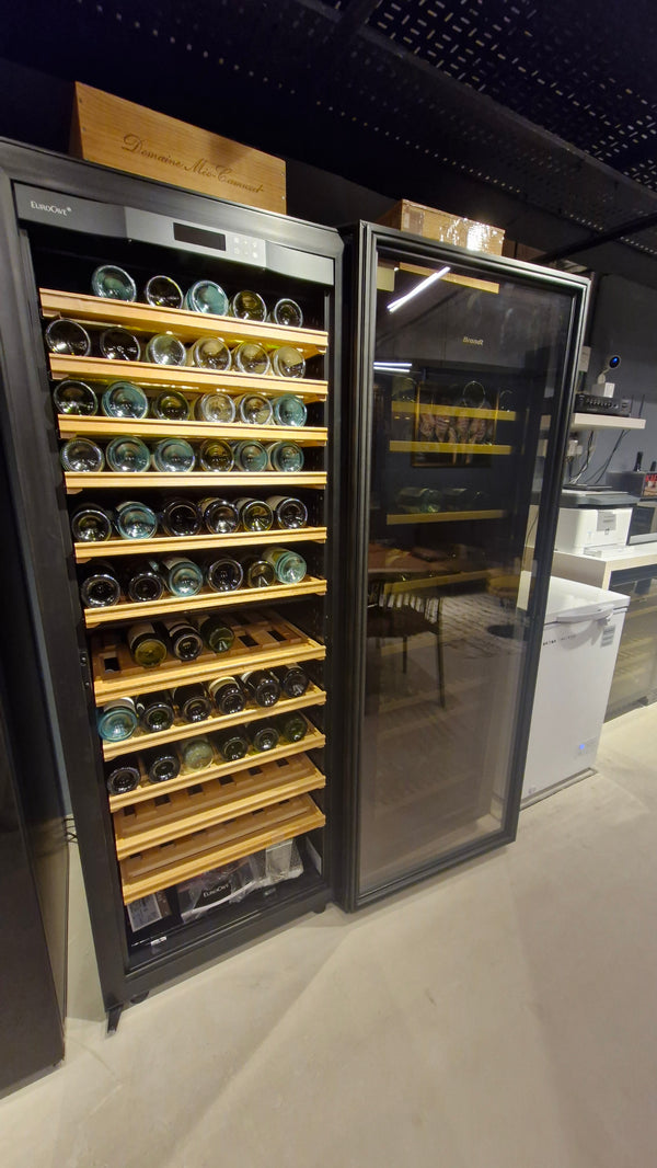 EuroCave 146 Bot Wine Cabinet La Première
