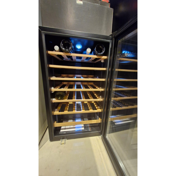 EuropAce 36 Bot Wine Cabinet