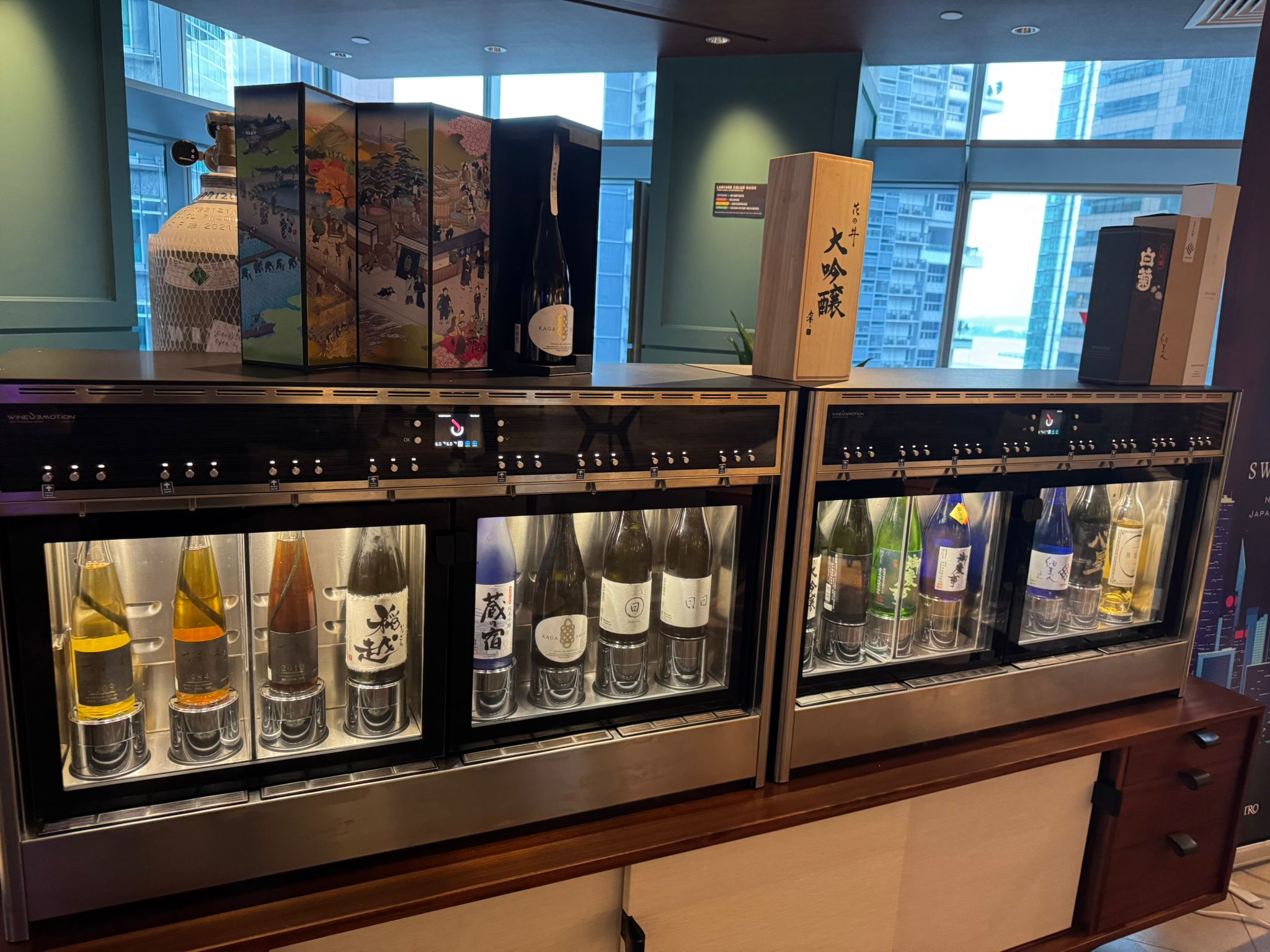 Wine Emotion 8 Bottles Back Bar Wine Dispenser – Otto Easy (Dual Zone)