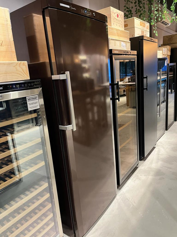 Liebherr 312 Bot Wine Cabinet