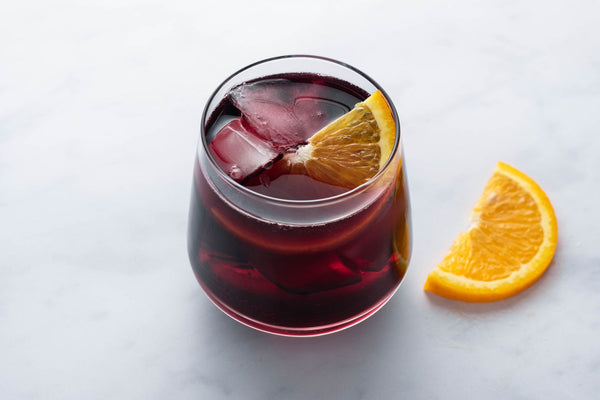 Does Sparkling Water Go With Wine? Yes, Here's How