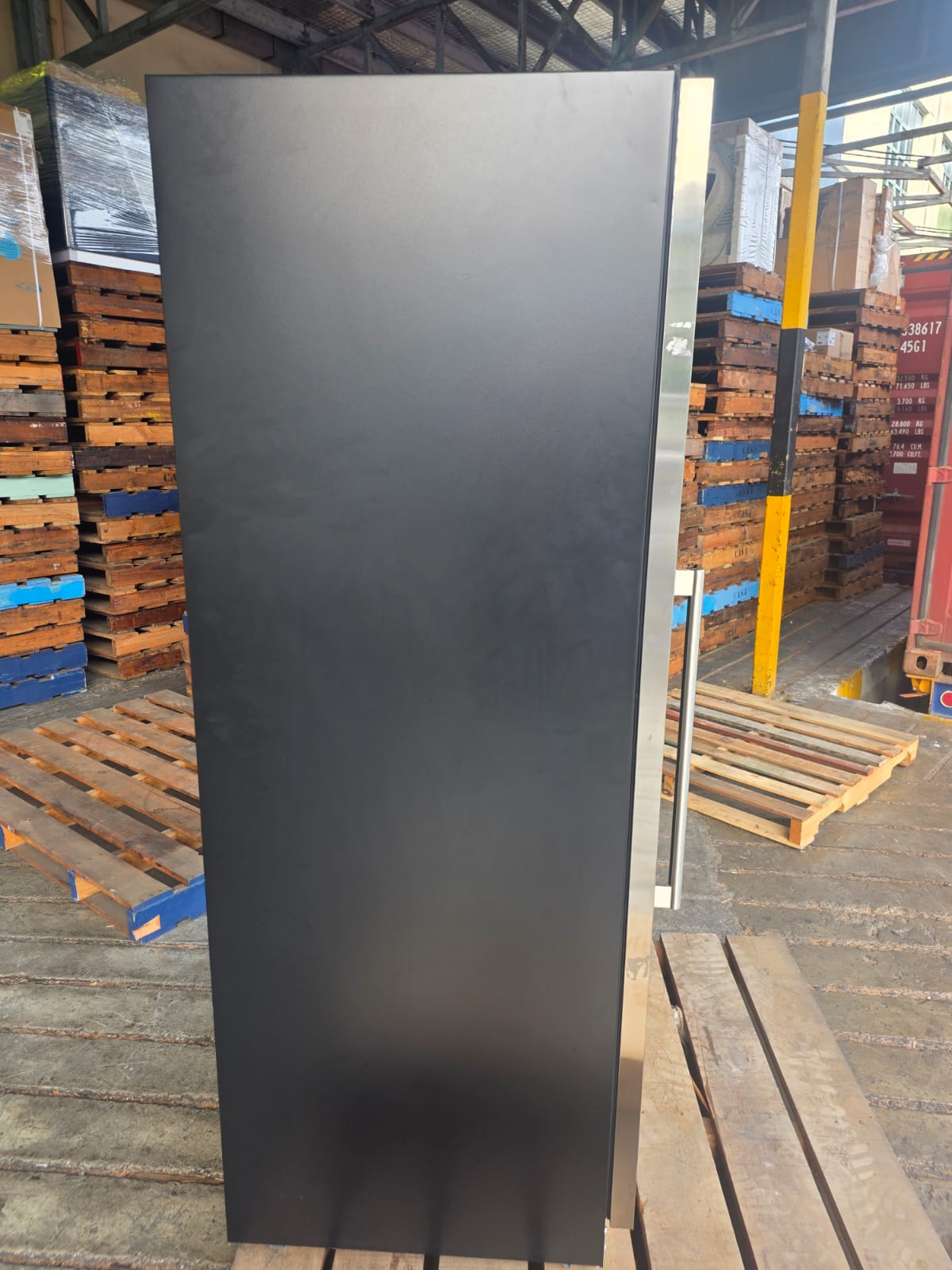 Chateau 171 Bot Dual Zone Wine Cabinet (Grade B)