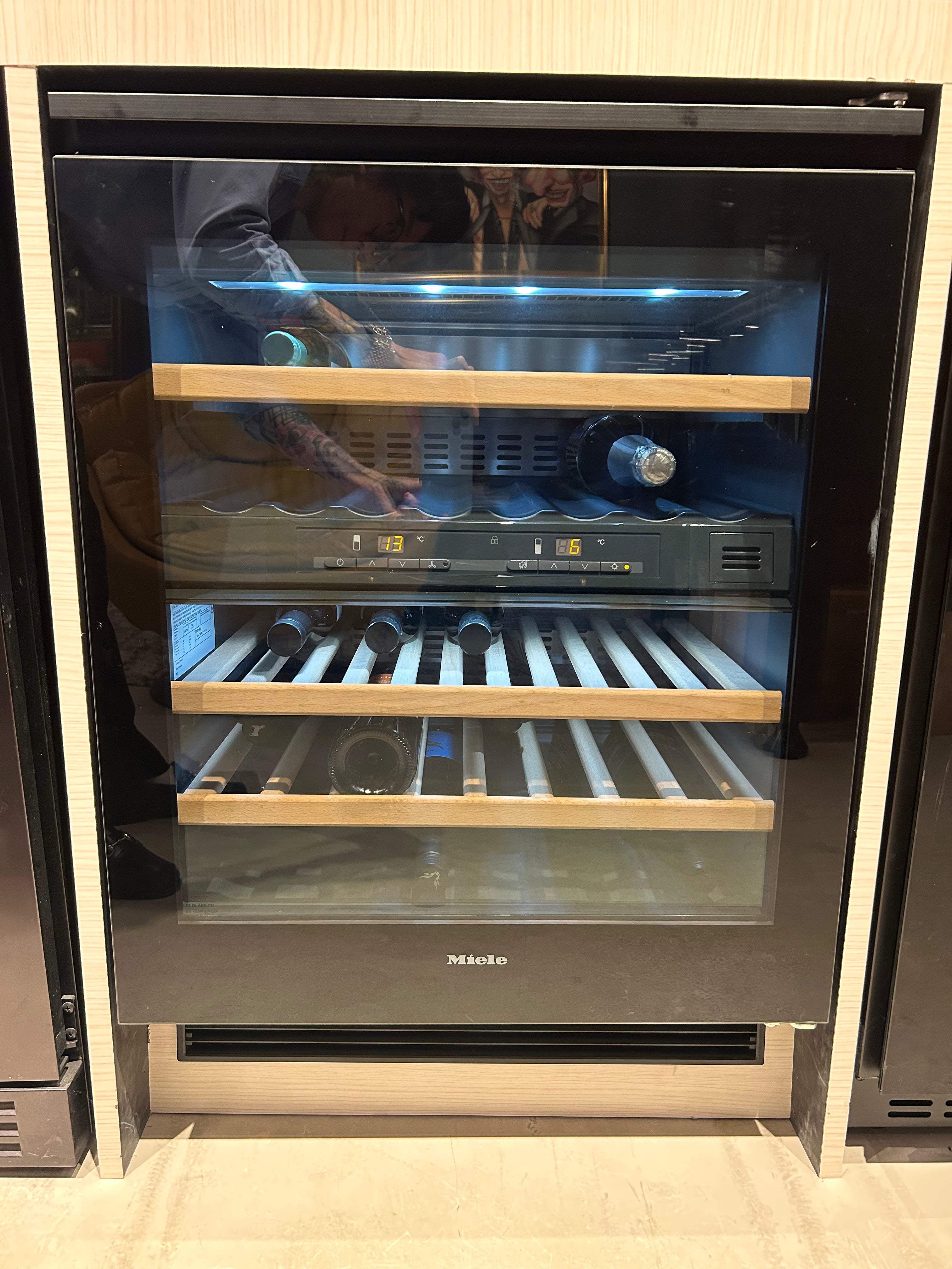 Miele 34 Bot Dual Zone Undercounter Wine Cabinet (Open Box)