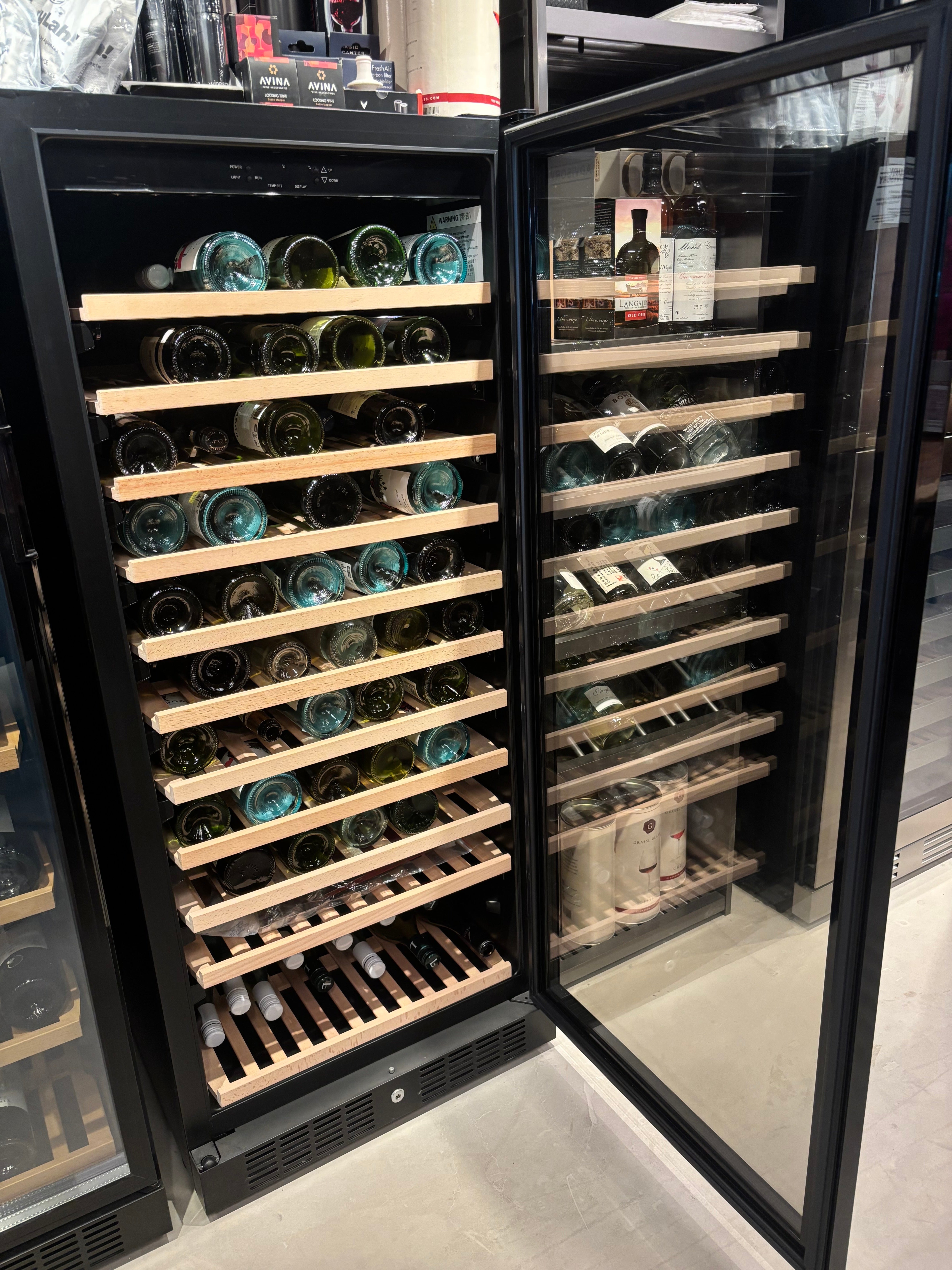 Vintec 121 Bot Wine Cabinet (Display unit)