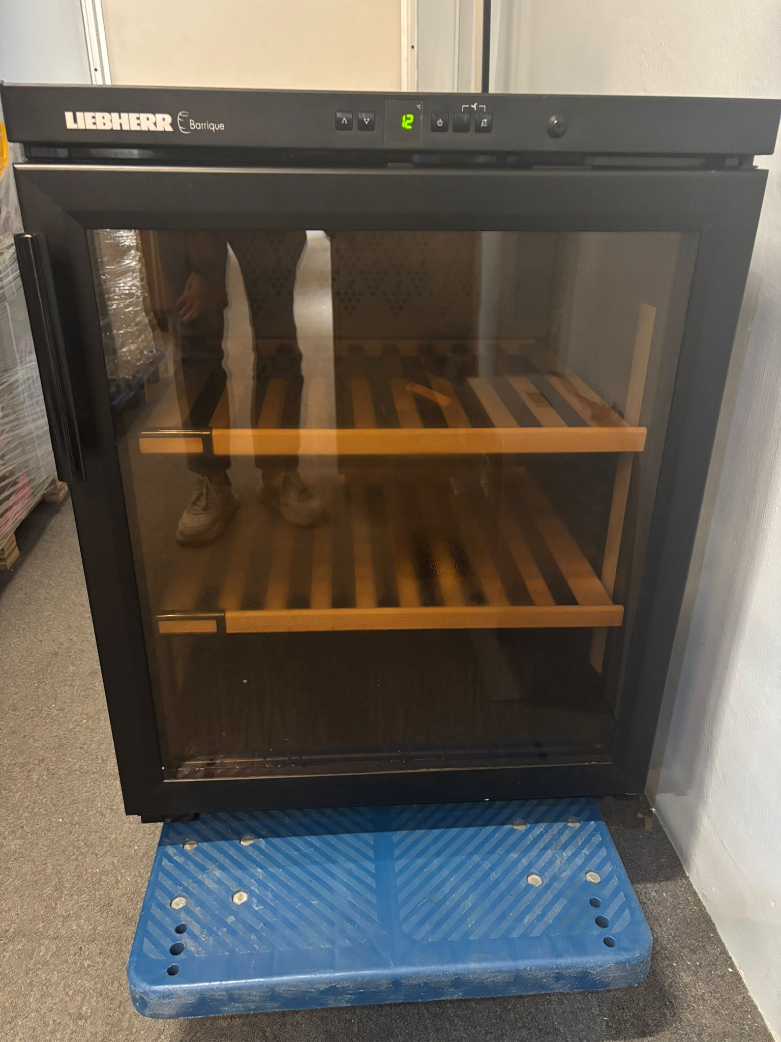 Liebherr 60 Bot Wine Cabinet (Used Unit)