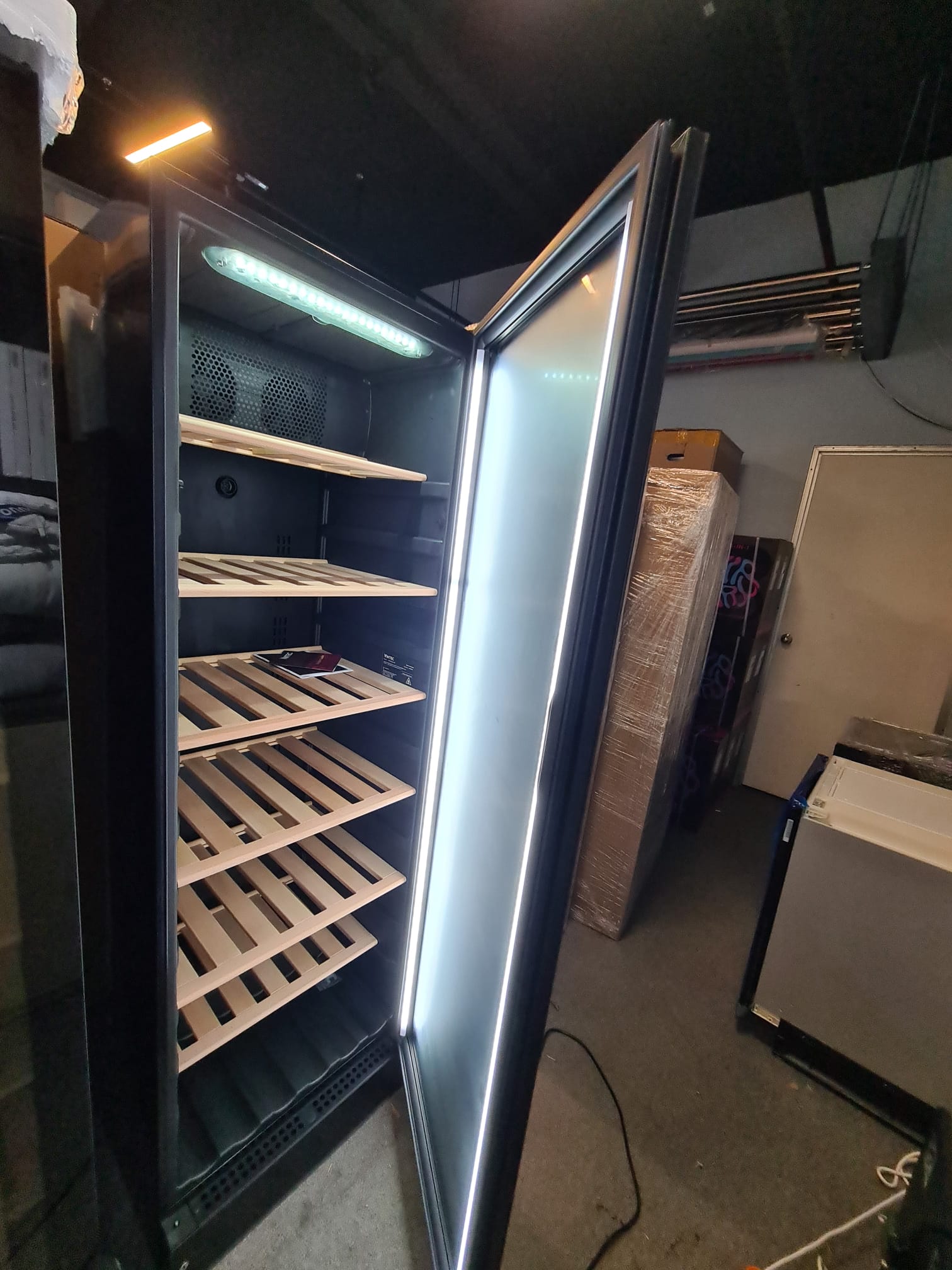 Vintec 198 Bot Single/Multi Zone Wine Cabinet (Used)