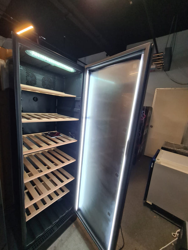 Vintec 198 Bot Single/Multi Zone Wine Cabinet (Used)